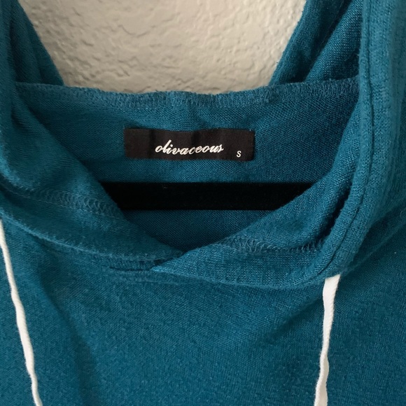 Light weight sweatshirt - Picture 2 of 3